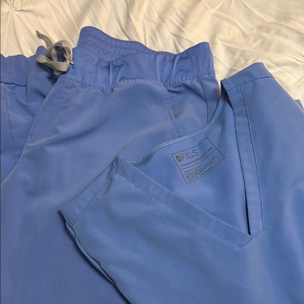 Figs Blue Sweatpants with Relaxed Fit and Elastic Waistband